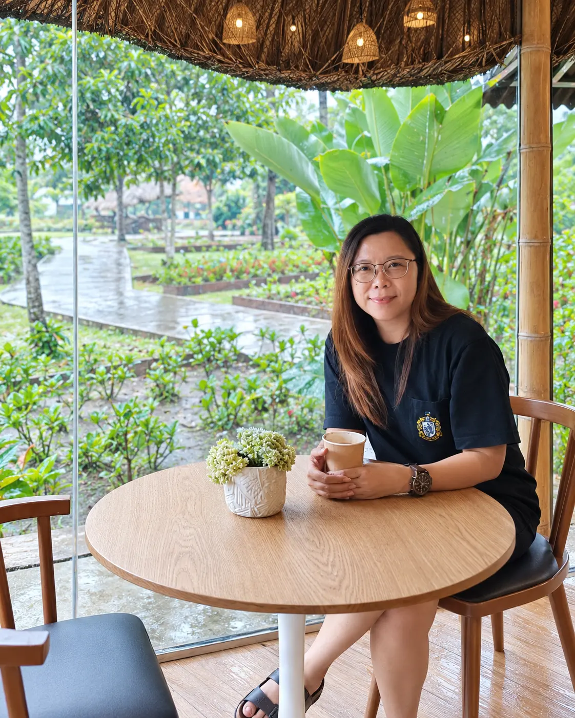 Ana, Live Chat Advisor at Major Travel