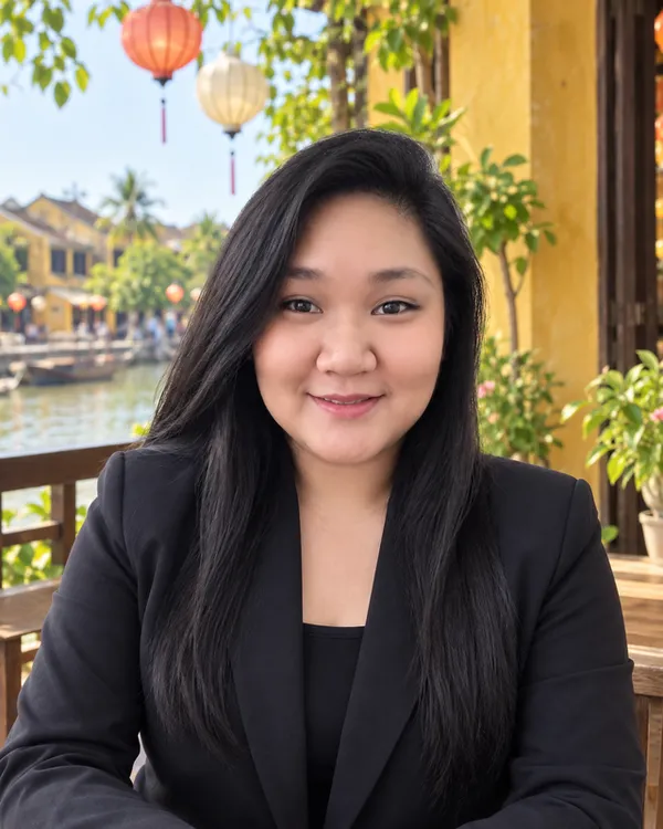 Clarise, Ticketing Agent at Major Travel